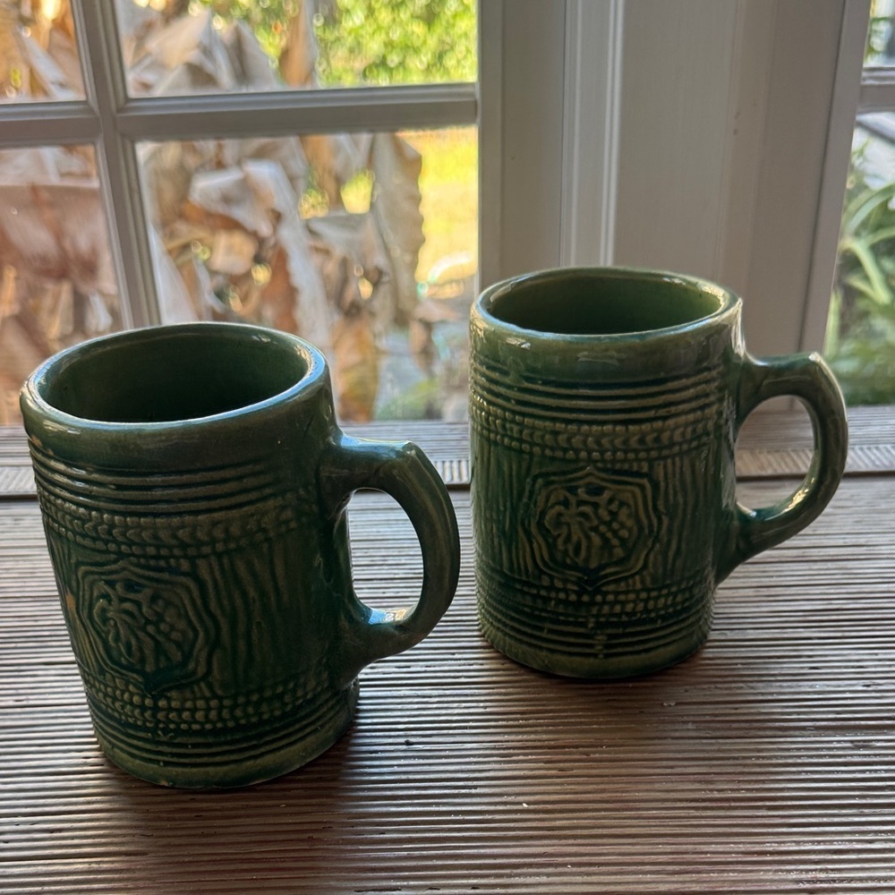 McCoy 1920’s green stoneware barrel mugs